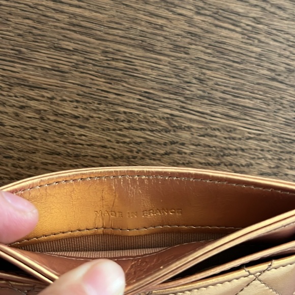 Metallic Lambskin Quilted CC Card Holder Gold - Picture 3 of 4